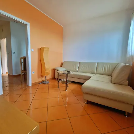 Planina Pod Sumikom Гостевой дом Planina pod Sumnikom