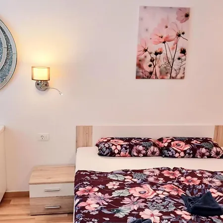 بيت ضيافة Planina Pod Sumikom