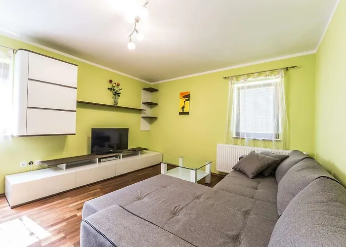 Gasthuis Planina Pod Sumikom Planina pod Sumnikom